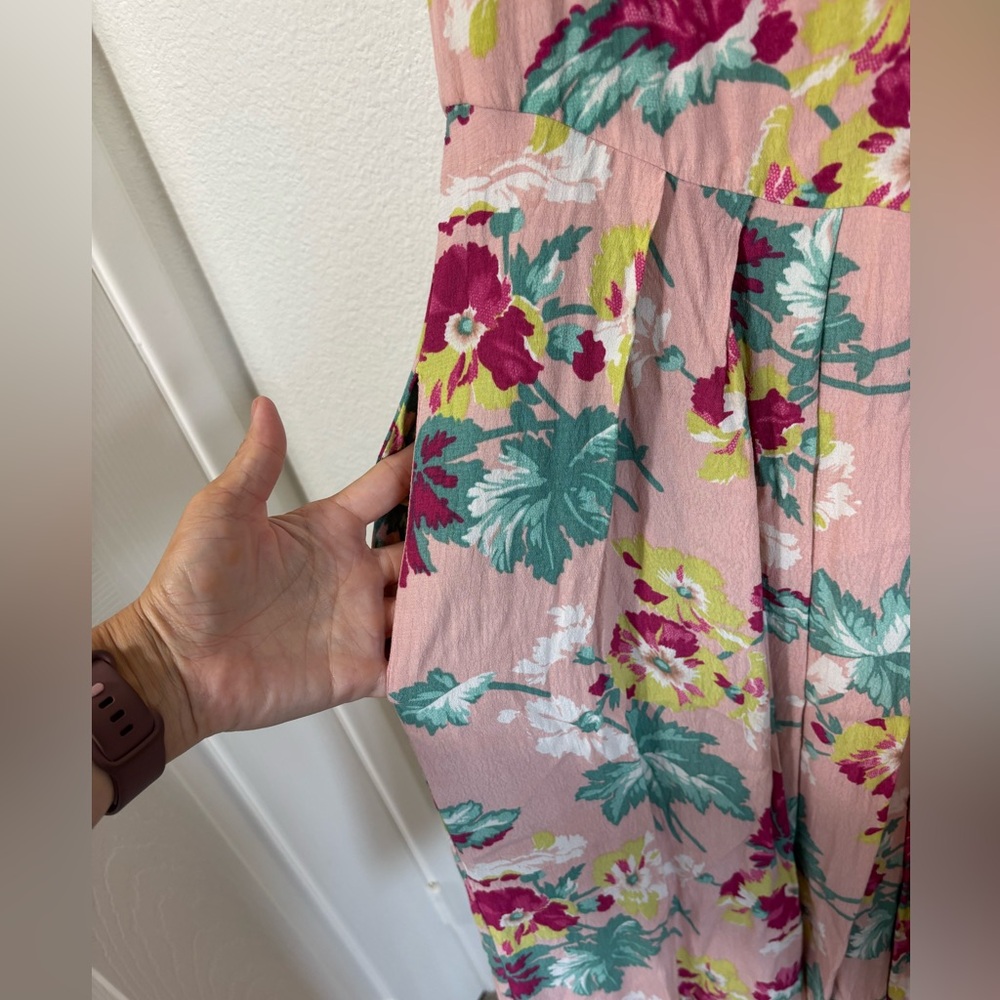 Emily & Fin Pink Floral Dress Size M | feminine | floral | spring | wedding - Picture 4 of 10